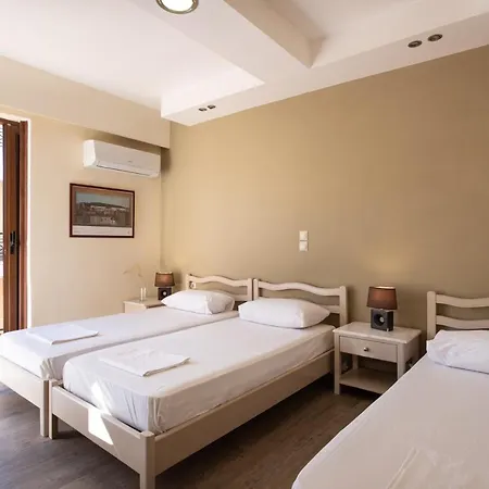 Yria Hotel 2*