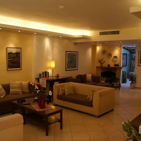 Yria Hotel