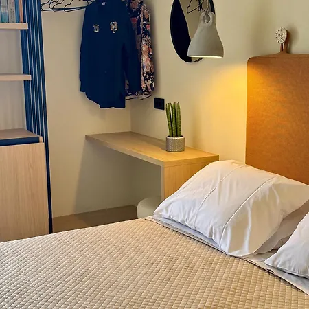 Yria Otel 2*